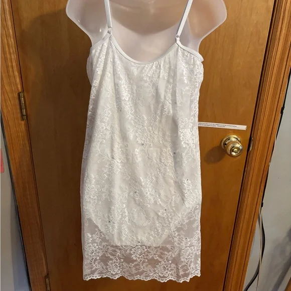 Balera White Lace Dancewear - Picture 4 of 5